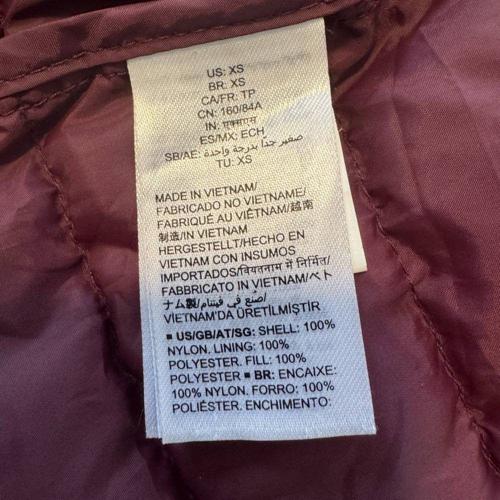 Amazon Essentials Burgundy Puffer Jacket - image 6